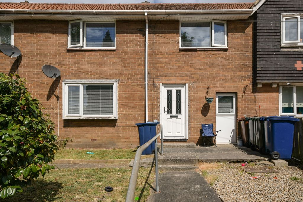 Property photo 1 of 21