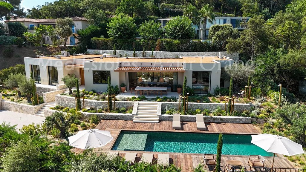 Property photo 1 of 20 Ramatuelle - Escalet | 6 Bedroom Villa With Pool Near The Sea
