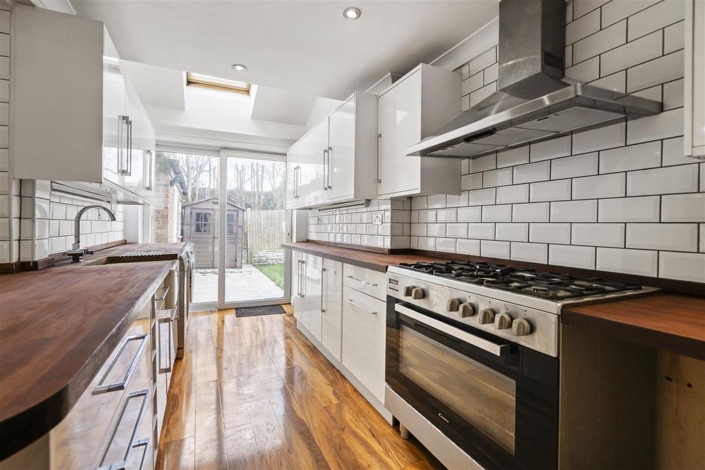 Property photo 3 of 30 Dsc00320.Jpg