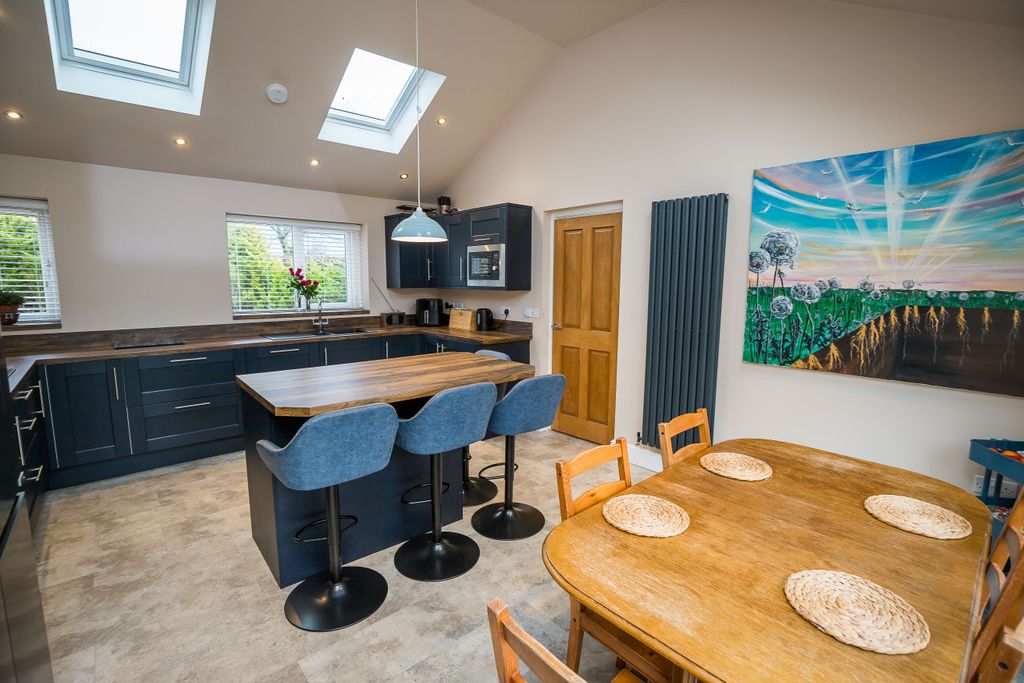 Property photo 3 of 22 Img_8138