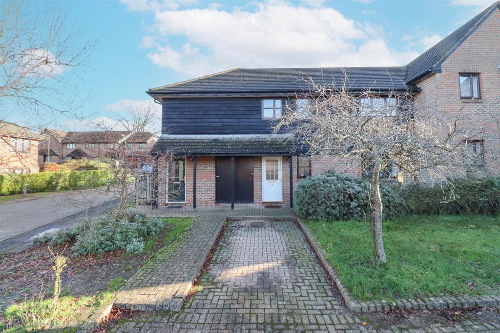 Property photo 1 of 14 Front