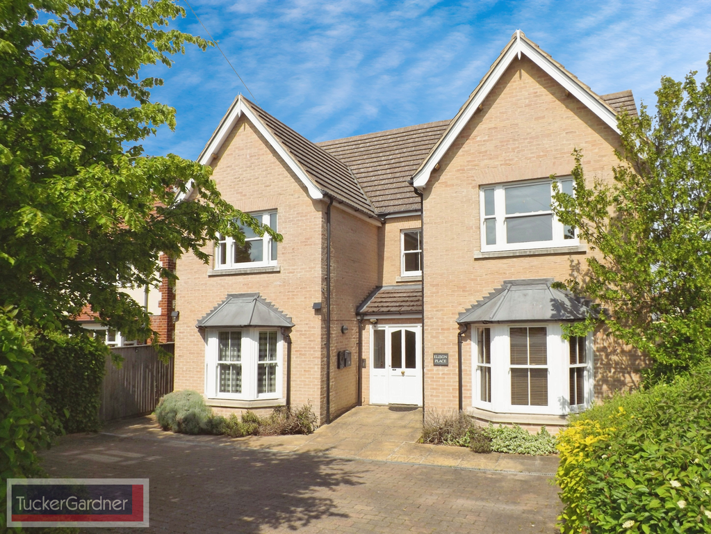 Property photo 1 of 6