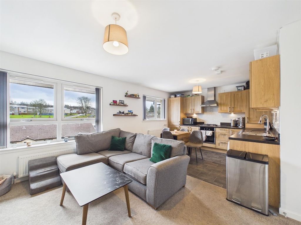 Property photo 1 of 14 Cam01486G0-Pr0992-Still006.Jpg