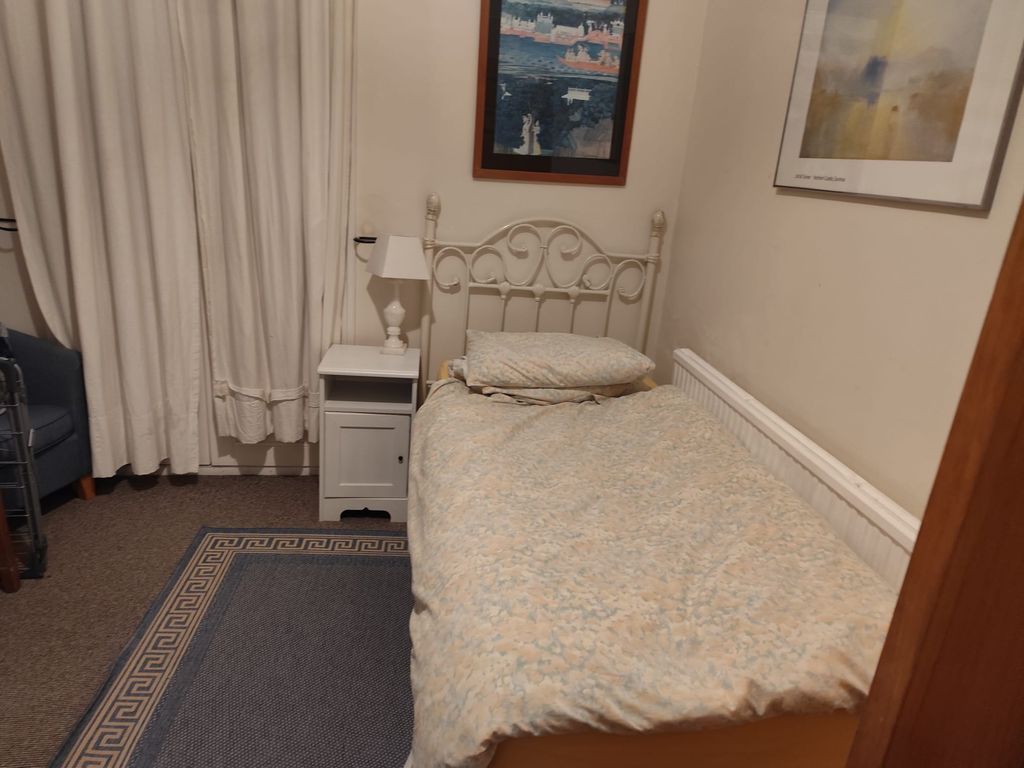 Property photo 1 of 3