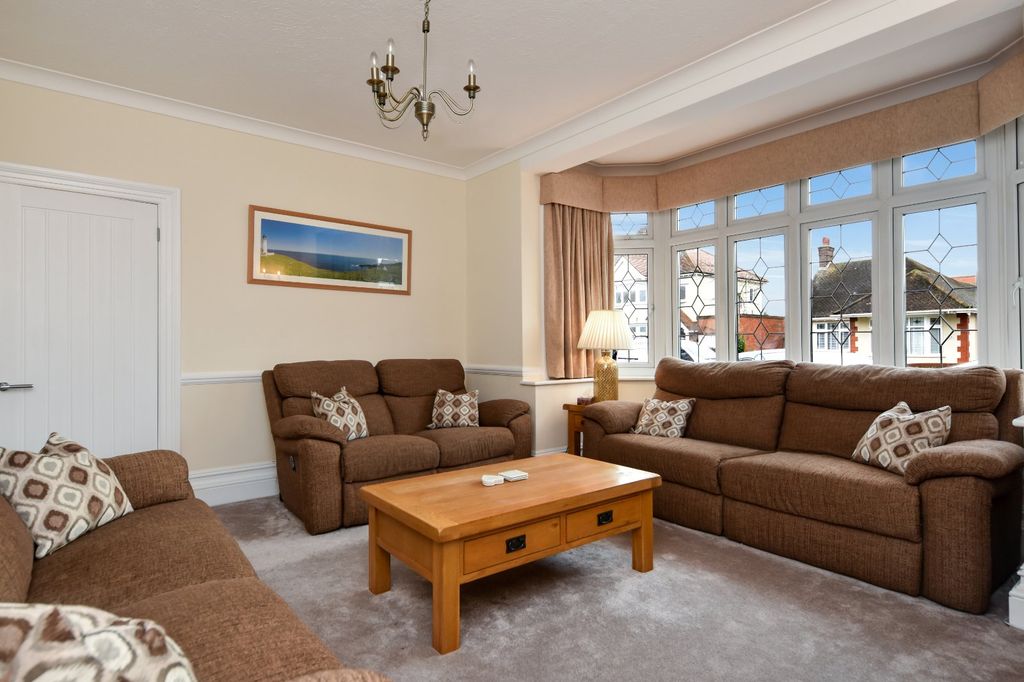 Property photo 3 of 44 Picture No. 39