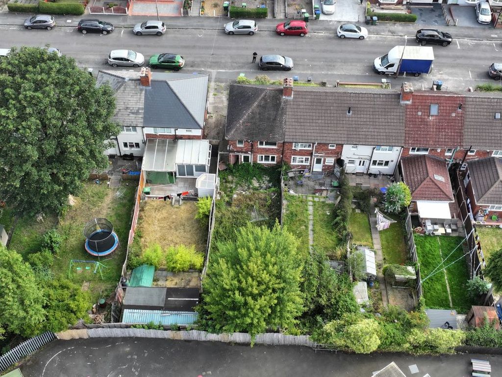 Property photo 3 of 17