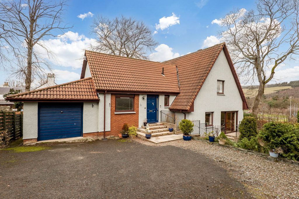 Property photo 1 of 13 Primary Property Image