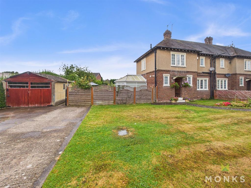 Property photo 1 of 17 Cam01348G0-Pr0738-Still023.Jpg