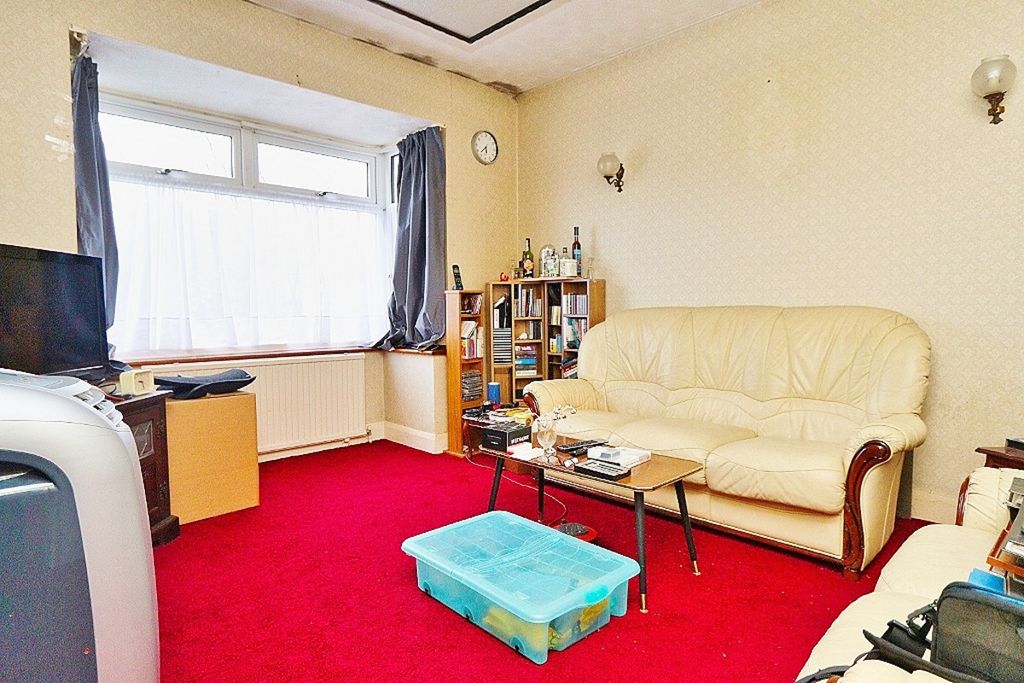 Property photo 2 of 13