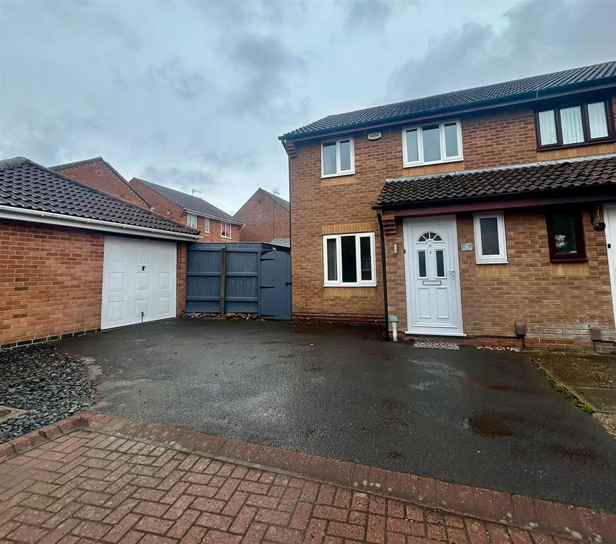 Property photo 1 of 14 2cc12022-Ea63-4333-82Fe-7A0369119ee1.Jpeg