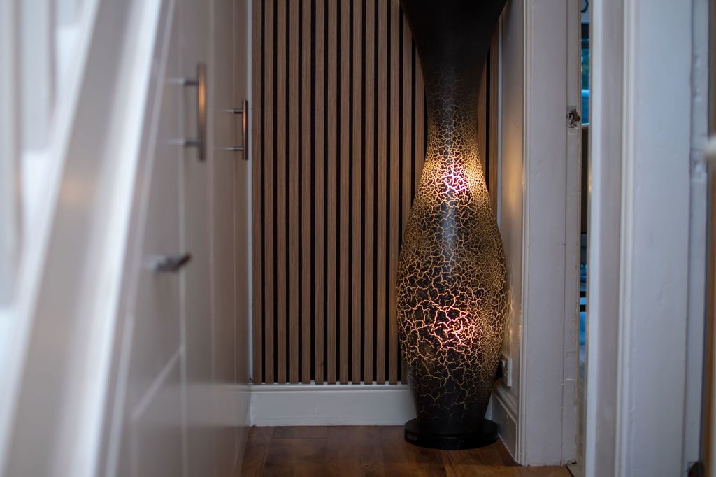 Property photo 2 of 31