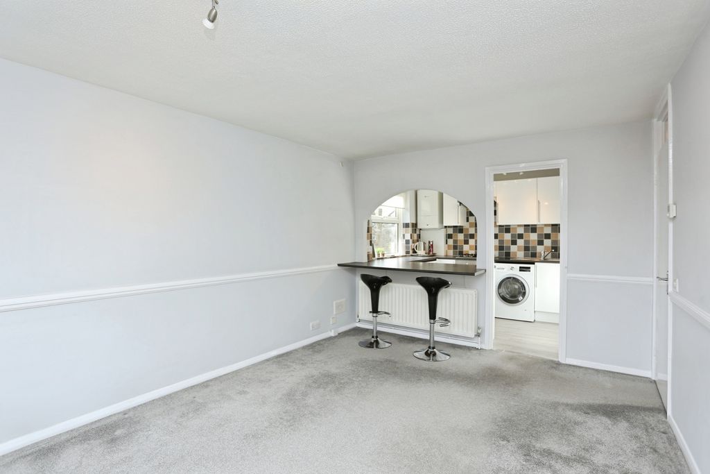 Property photo 2 of 12 Pbox-Img.Jpg