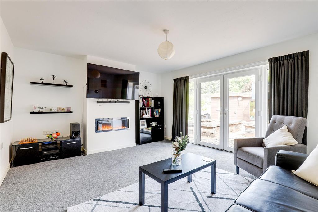 Property photo 3 of 28 Img_8847-Img_8851.Jpg