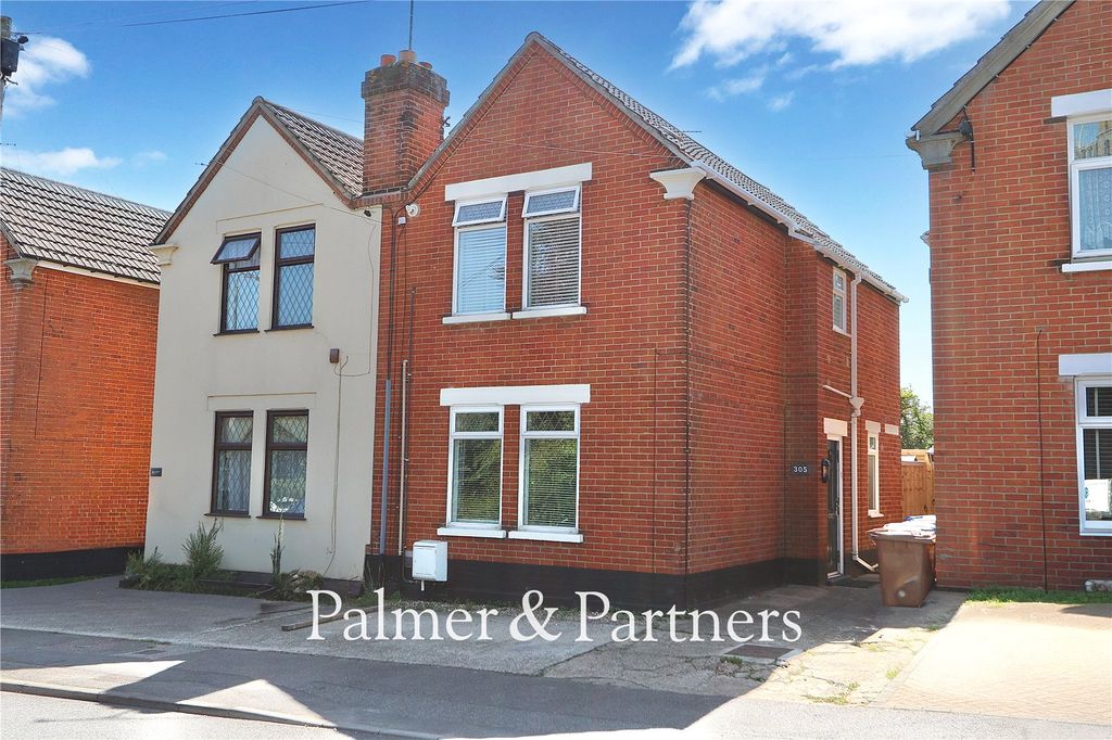 Property photo 1 of 18 Picture No. 05