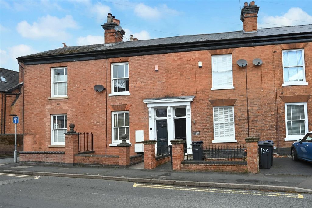 Property photo 1 of 24 120 Greenfield Front.Jpg