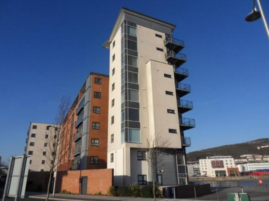 Property photo 1 of 10