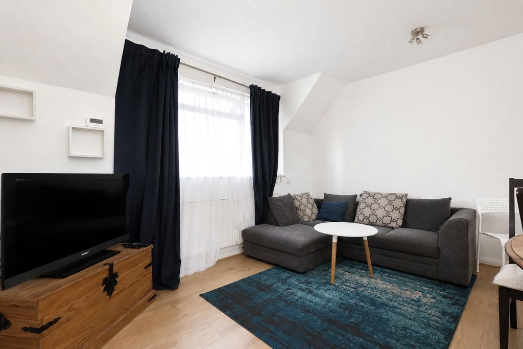 Property photo 2 of 11 Picture No. 03