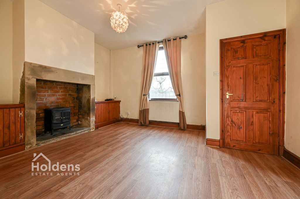 Property photo 2 of 16 Living Room