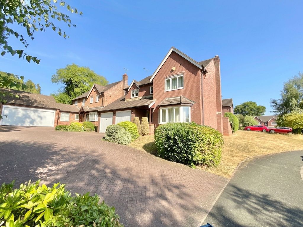 Property photo 1 of 26