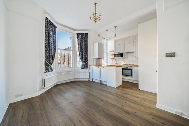 Property photo 1 of 7 Kitchen / Living Are
