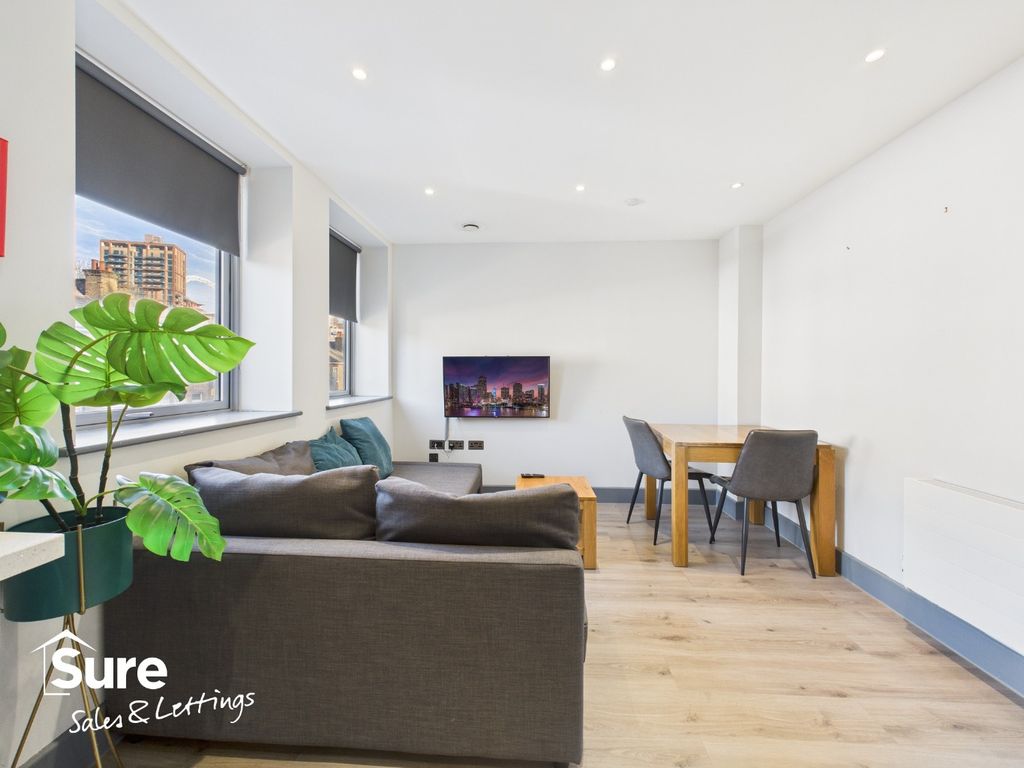 Property photo 3 of 11 4670713