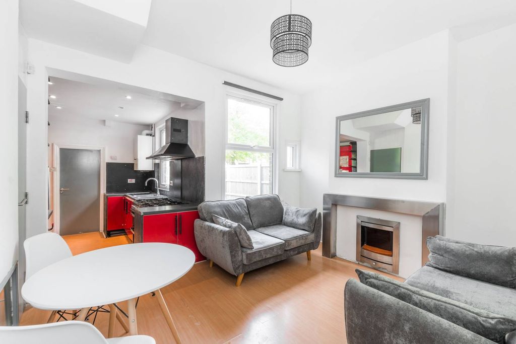 Property photo 1 of 14