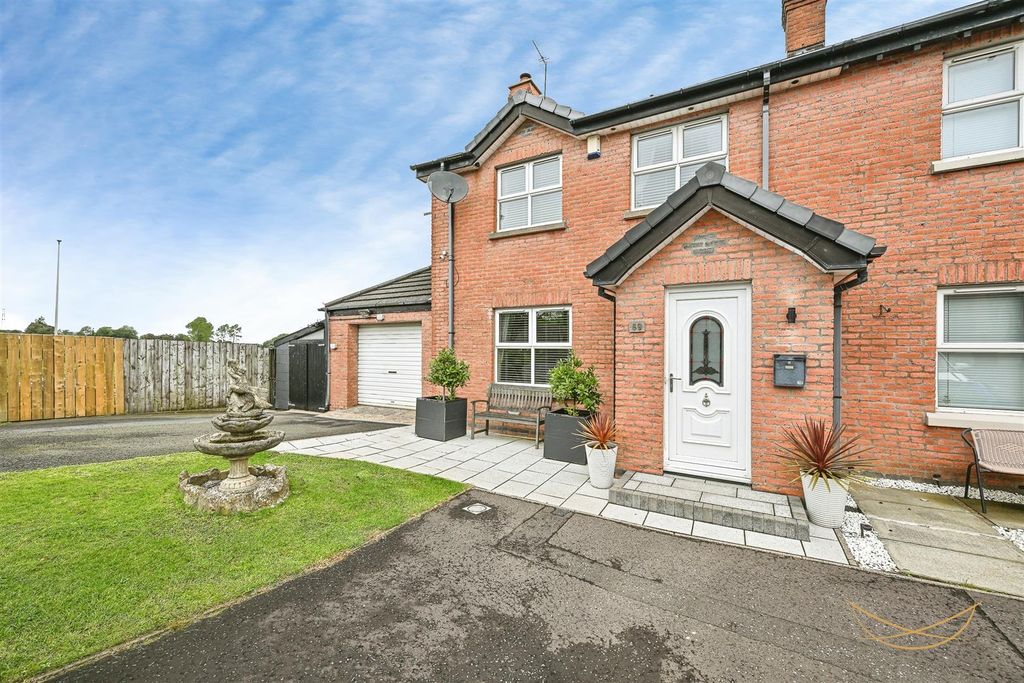 Property photo 2 of 40 Dhp-11.Jpg