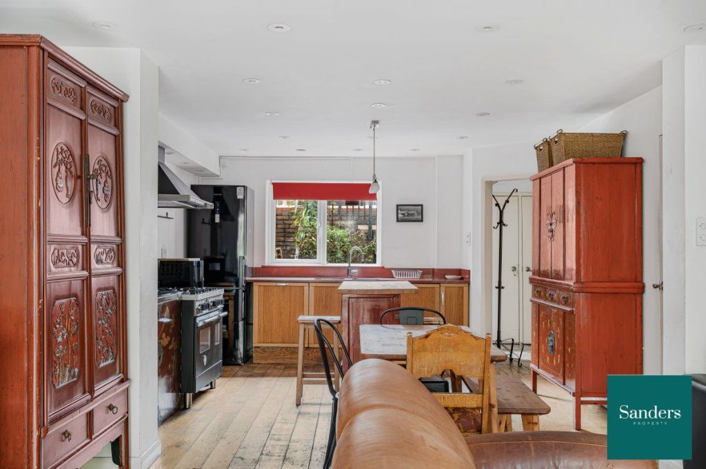 Property photo 2 of 29