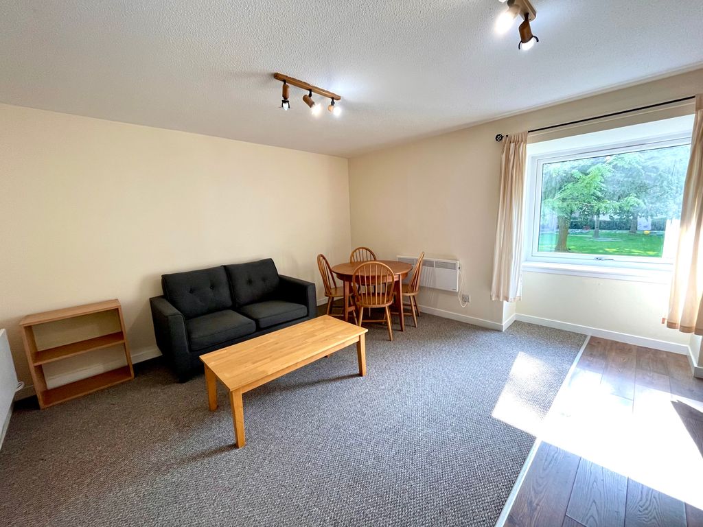 Property photo 3 of 5 3