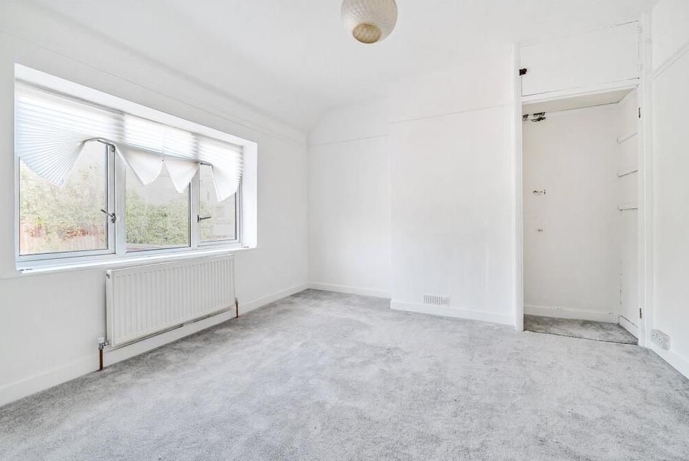 Property photo 3 of 7 3