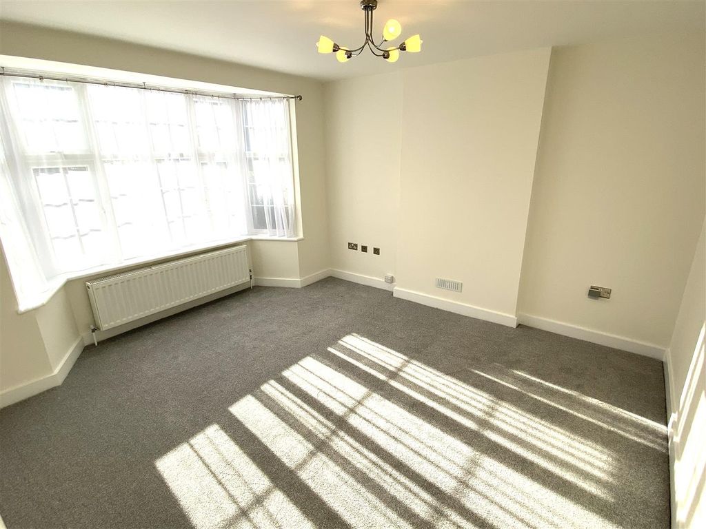 Property photo 3 of 8 Img_5942A.Jpg