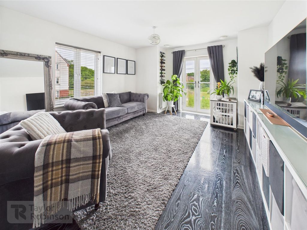 Property photo 2 of 11 Cam02600G0-Pr0475-Still010.Jpg