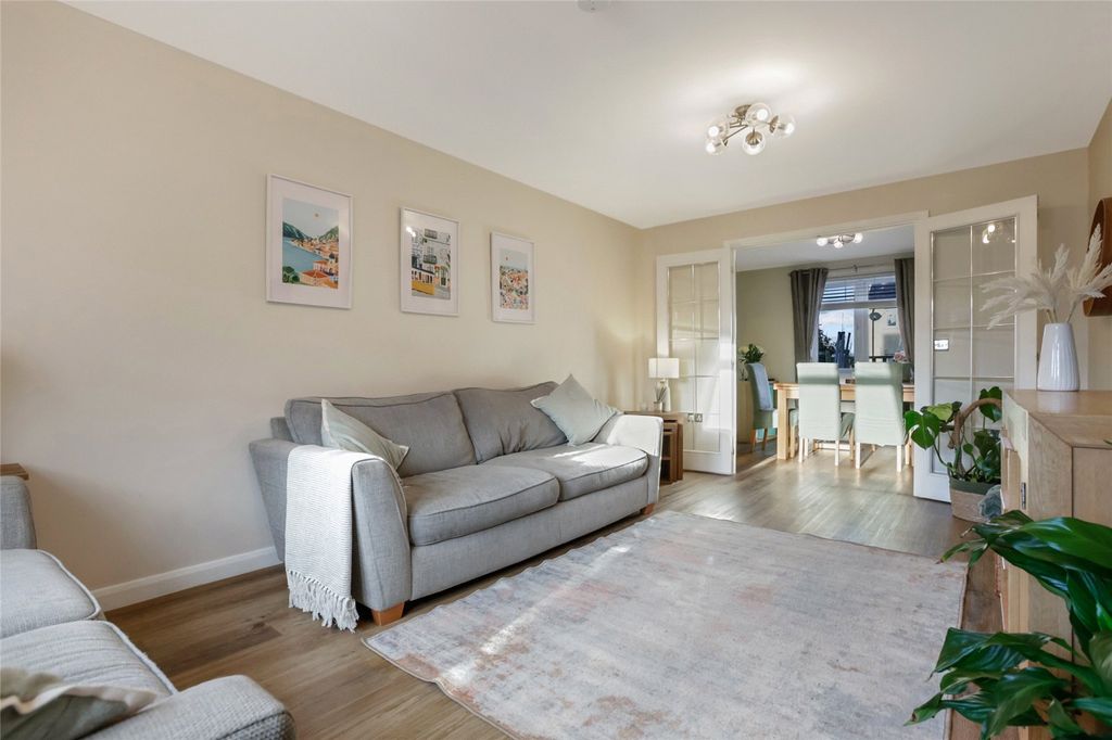 Property photo 3 of 24 Picture No. 05