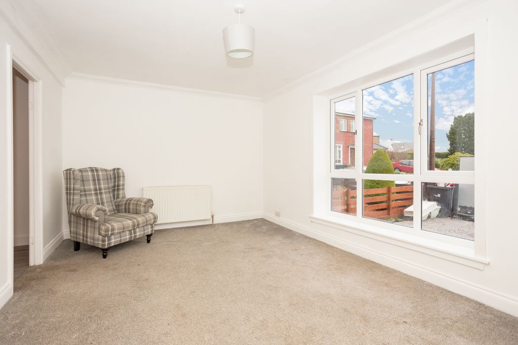 Property photo 3 of 22 Lounge/Diner