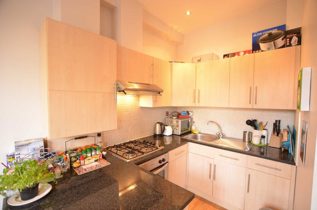 Property photo 3 of 4