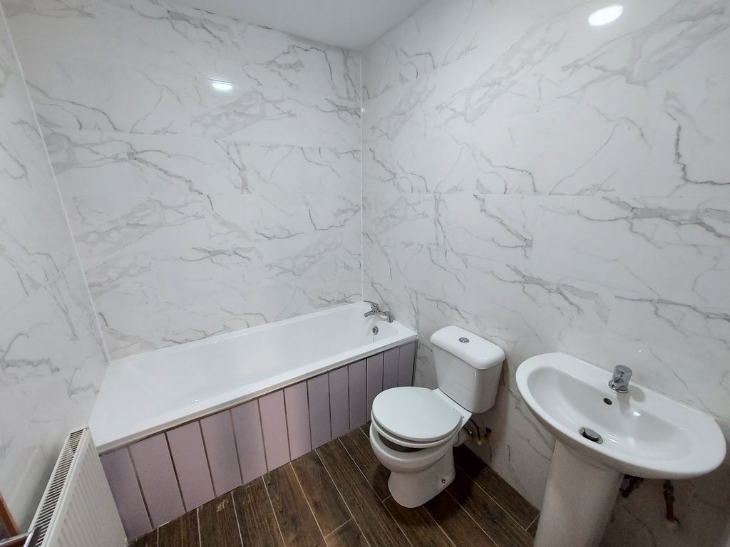 Property photo 3 of 5 Bathroom