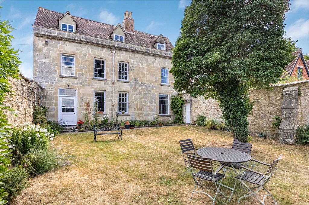 Property photo 1 of 29 Picture No. 19