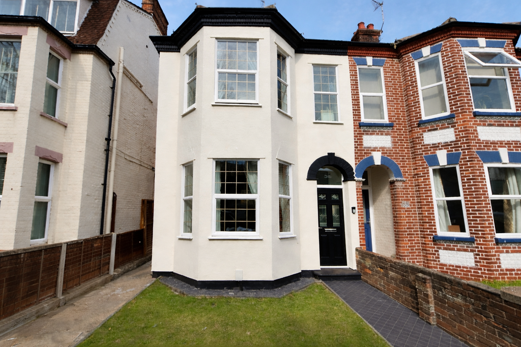 Property photo 1 of 18