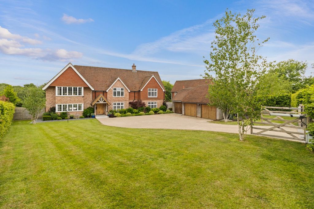 Property photo 1 of 44