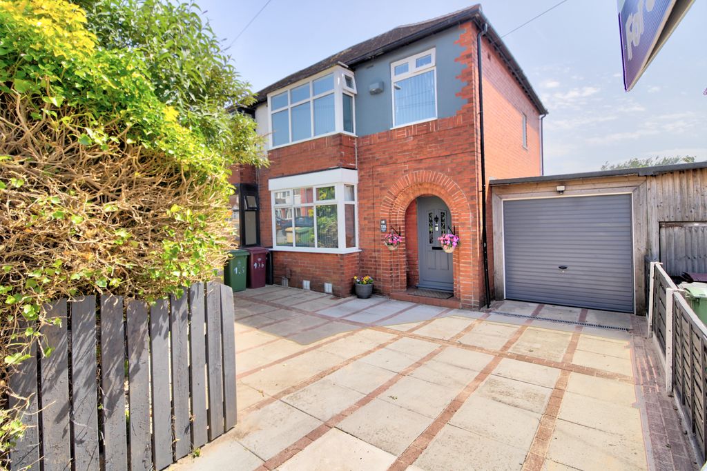 Property photo 1 of 25 1