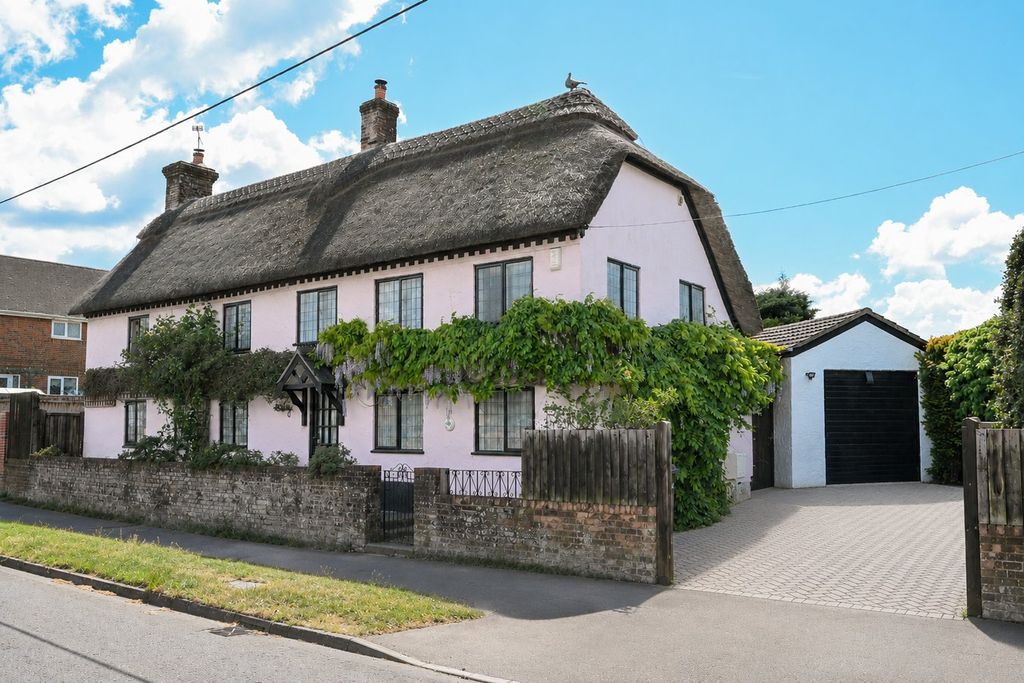 Property photo 1 of 18