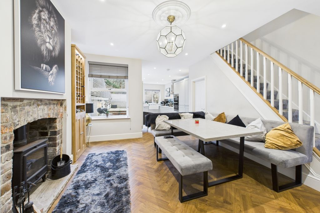 Property photo 2 of 27 Living Area