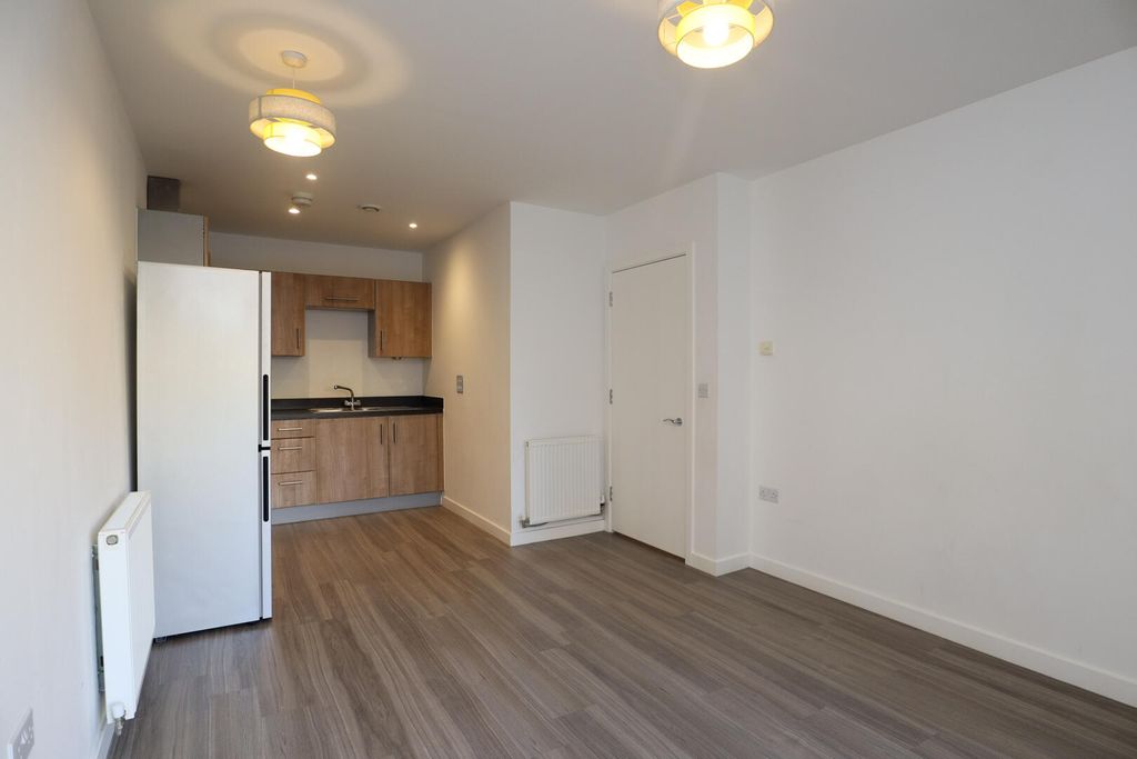 Property photo 2 of 12 Kitchen