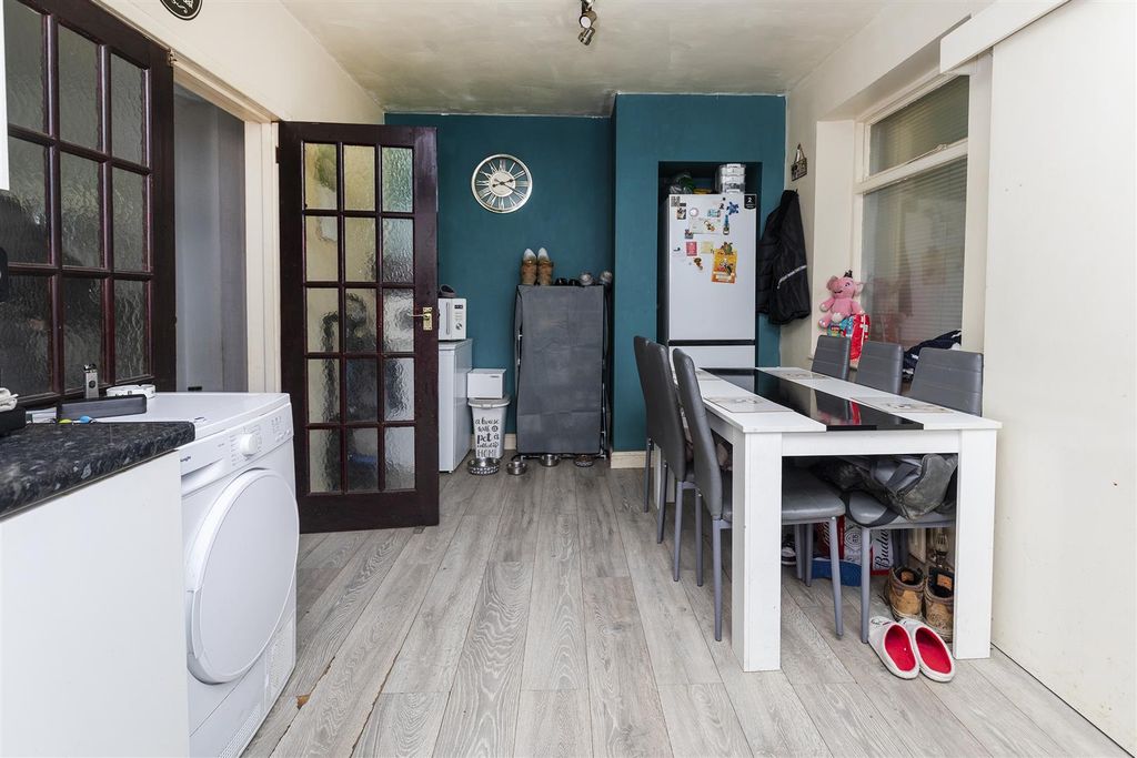 Additional image 5 of 4 bed terraced house for saleNorman Avenue, Elland, Halifax HX5