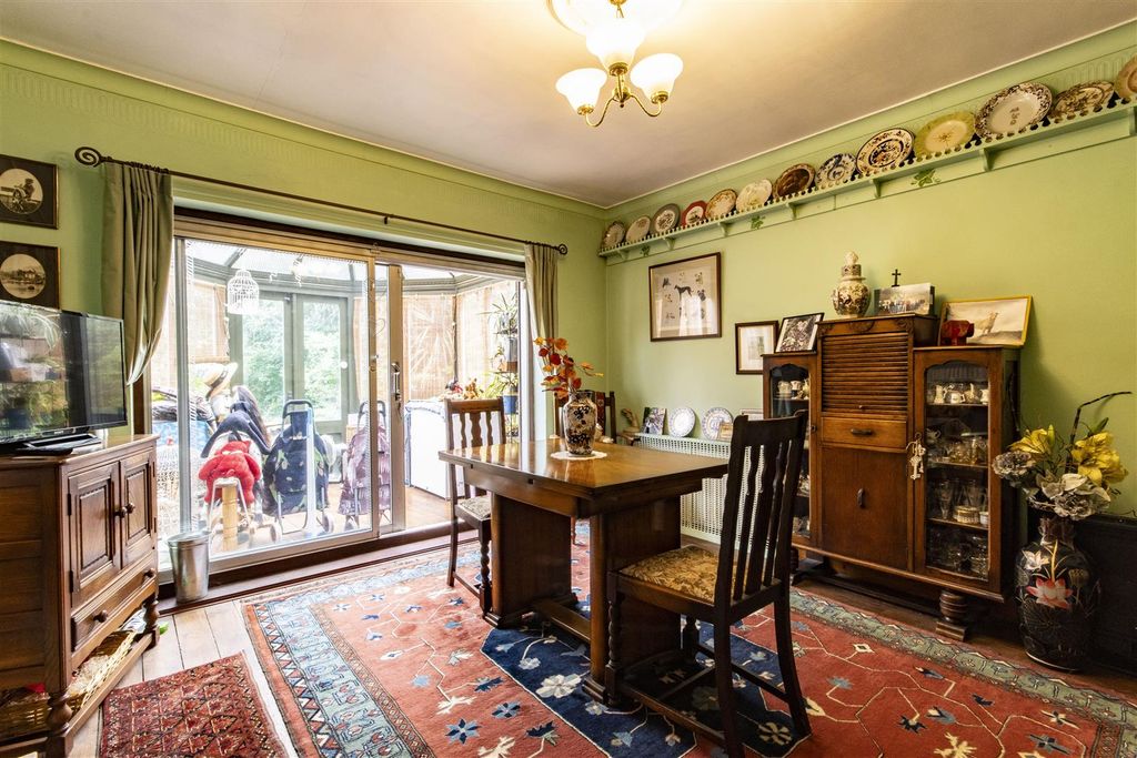Property photo 3 of 13 Dining Room