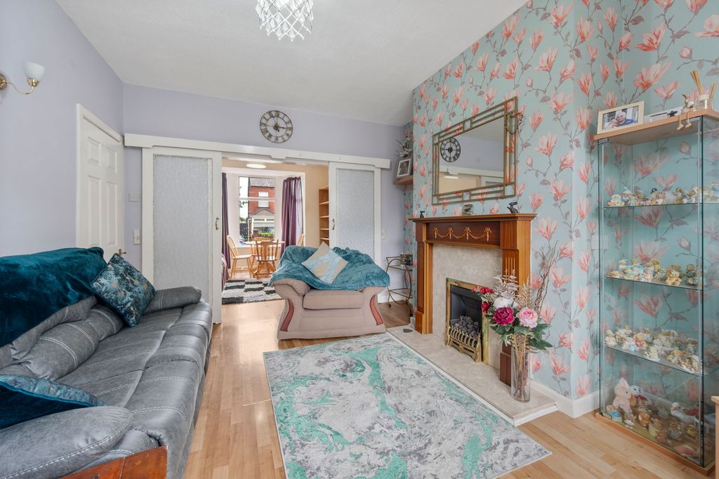 Property photo 3 of 19