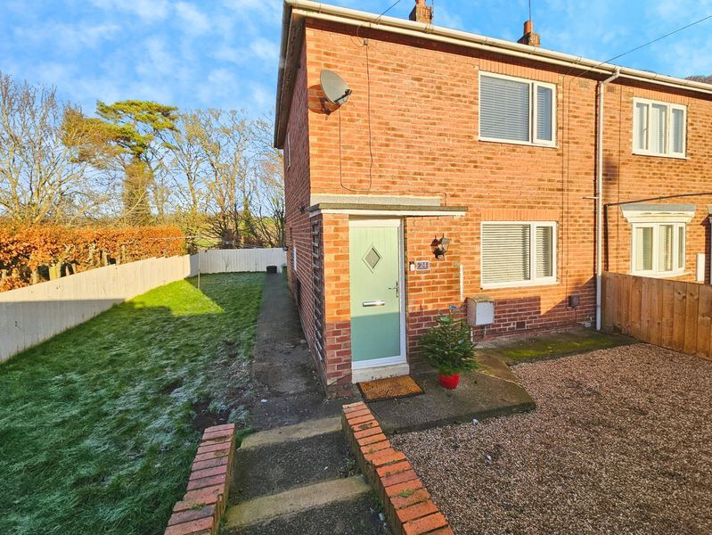 Property photo 1 of 9 Photo 5