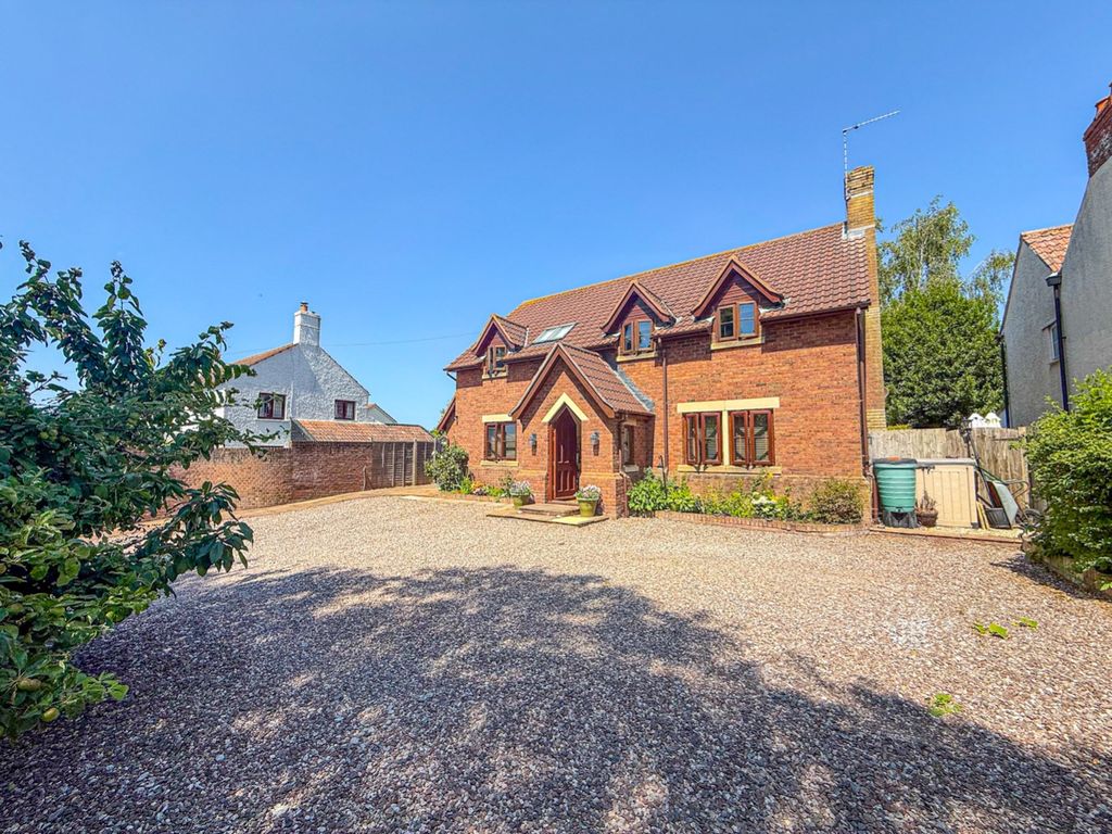 Property photo 2 of 35 4223243