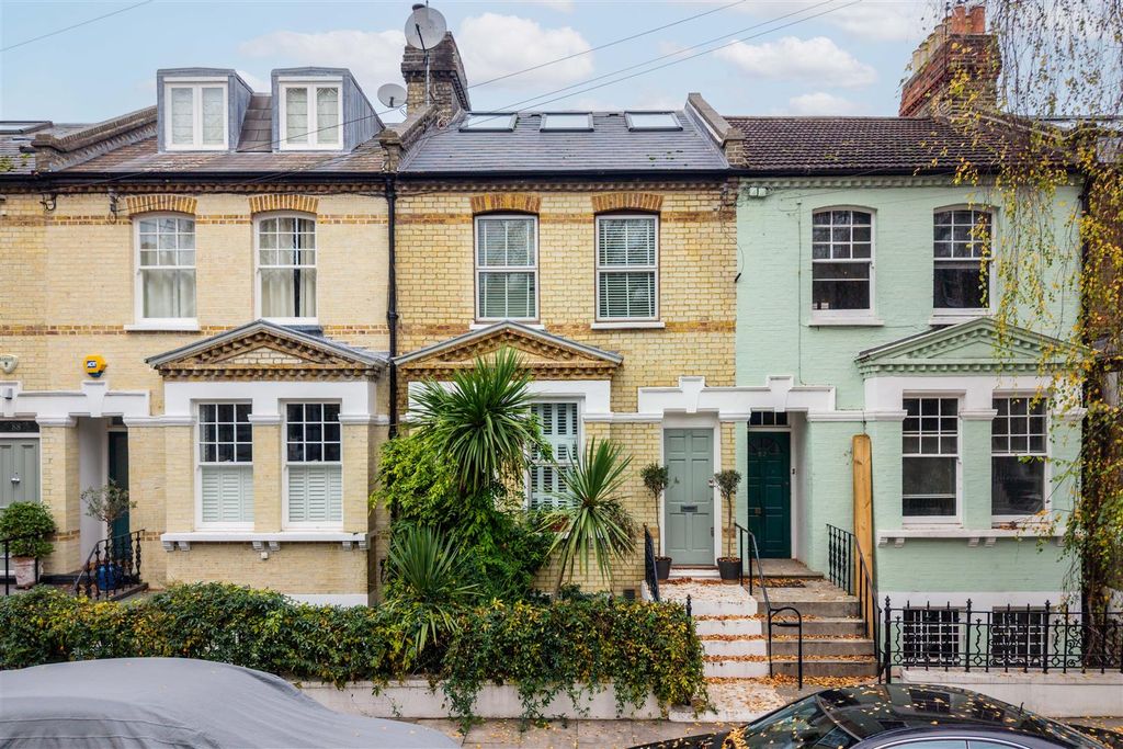 Property photo 1 of 16 Archel Road-20.Jpg