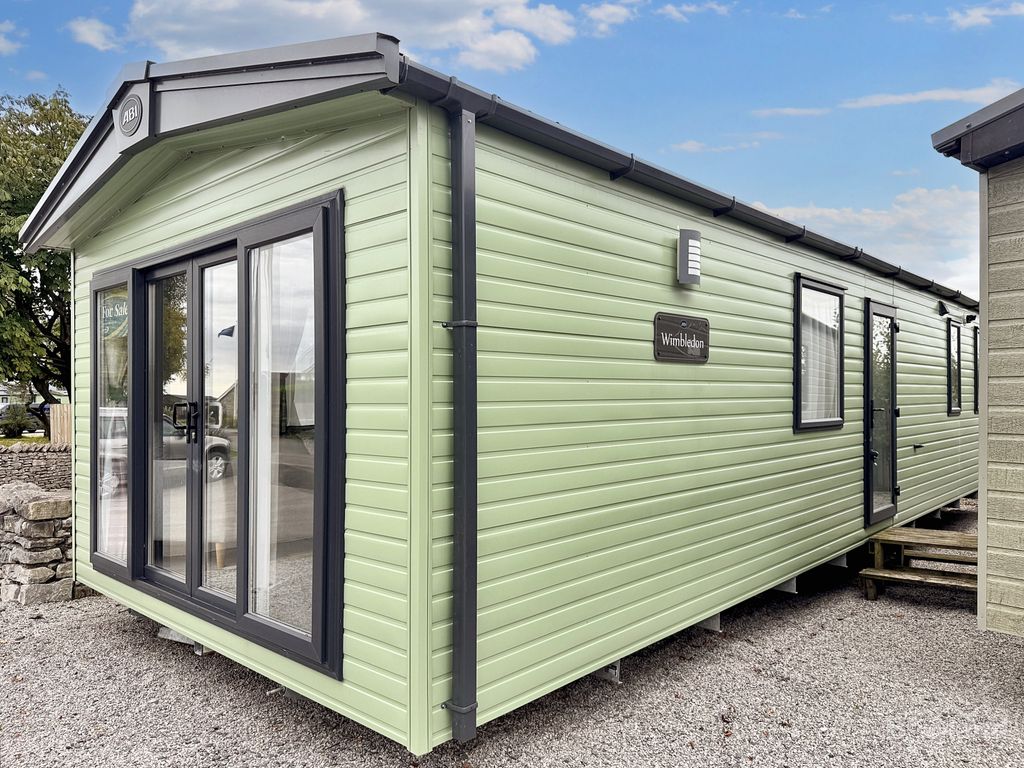 Property photo 1 of 9